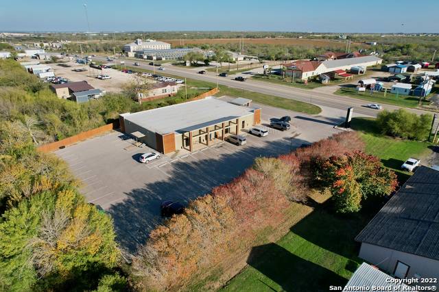 Jourdanton, TX 78026,1753 Hwy 97 UNIT 1