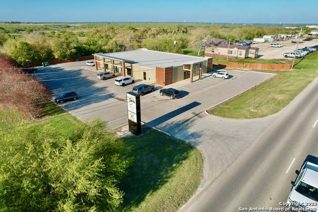 Jourdanton, TX 78026,1753 Hwy 97 UNIT 1