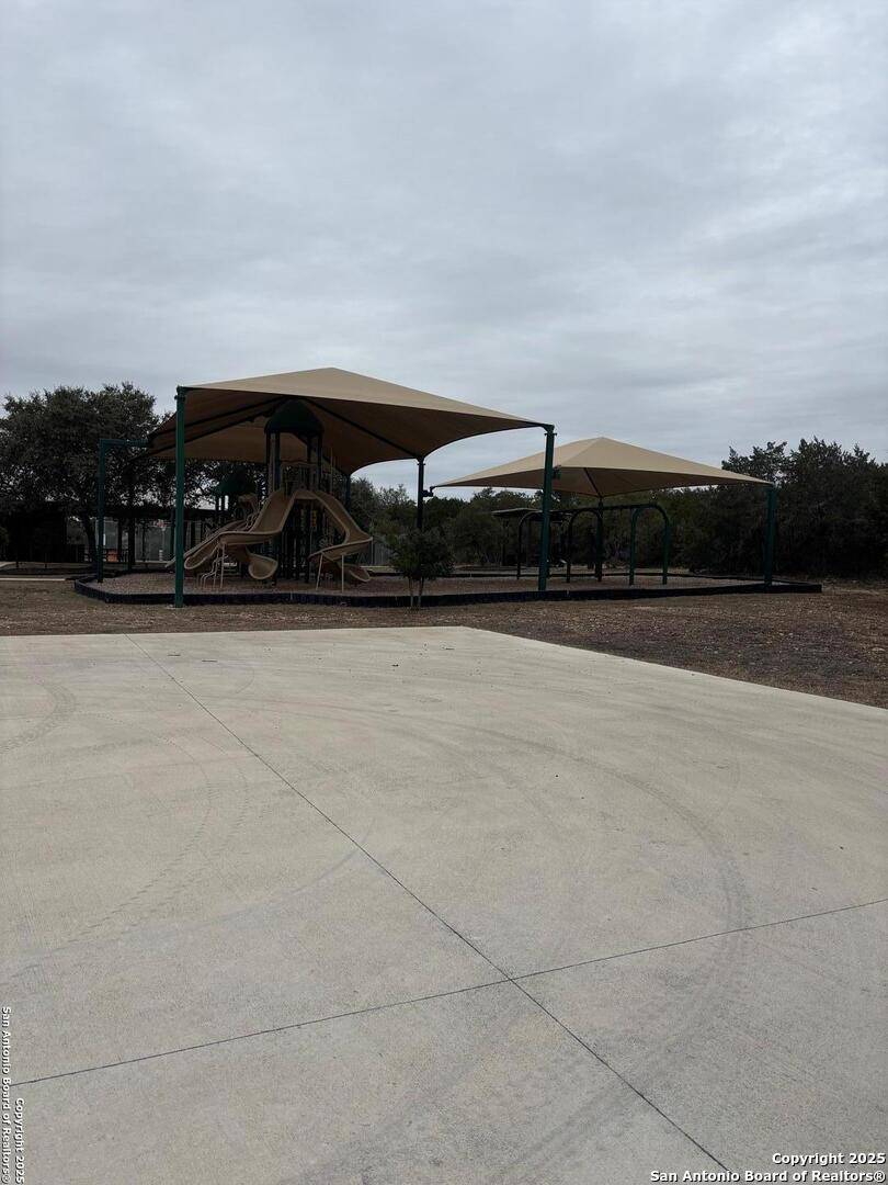 Mico, TX 78056,341 PR 1746