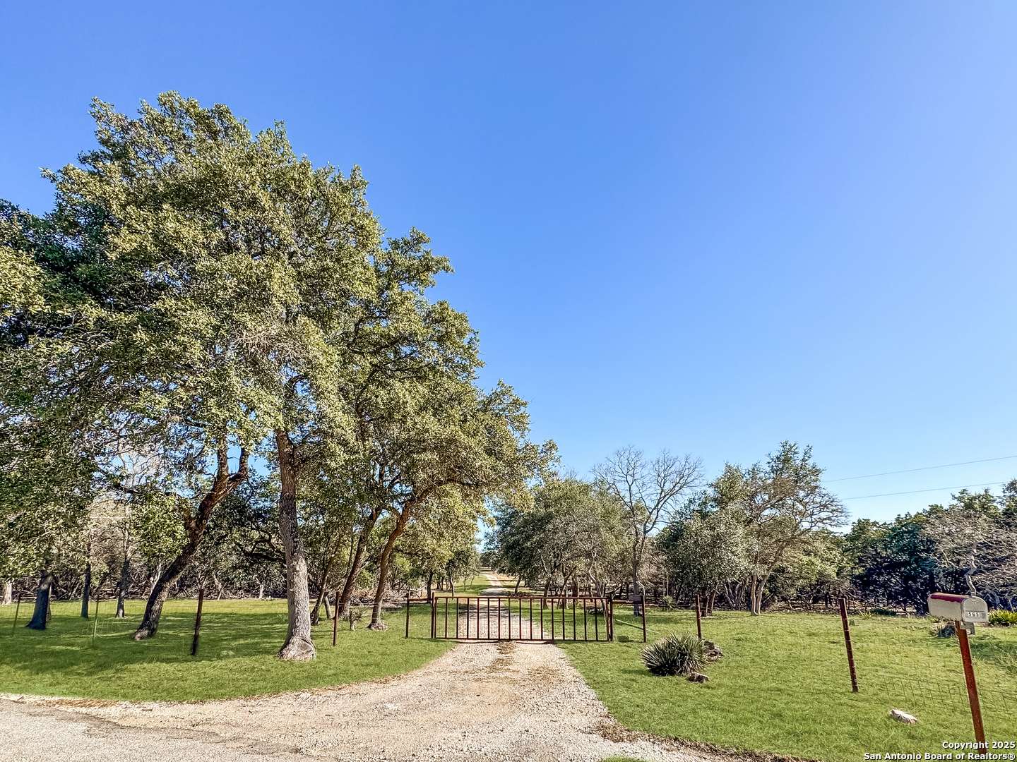 Pipe Creek, TX 78063,565 Red Bluff Ranch Road