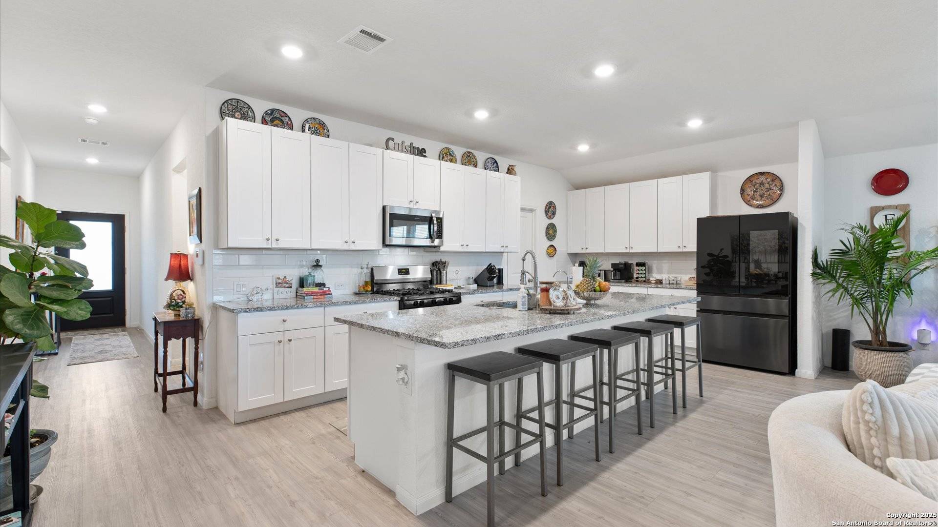 St.hedwig, TX 78152,5318 Basil Chase