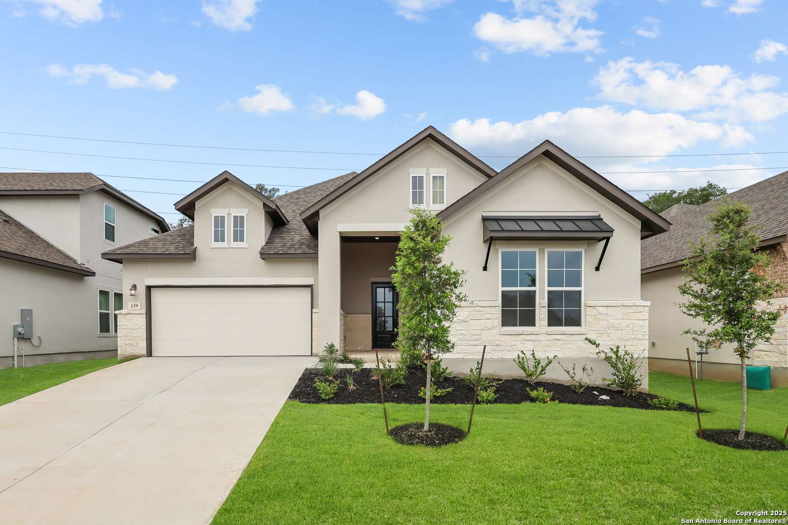 Universal City, TX 78148-3464,139 Rosanna Ridge