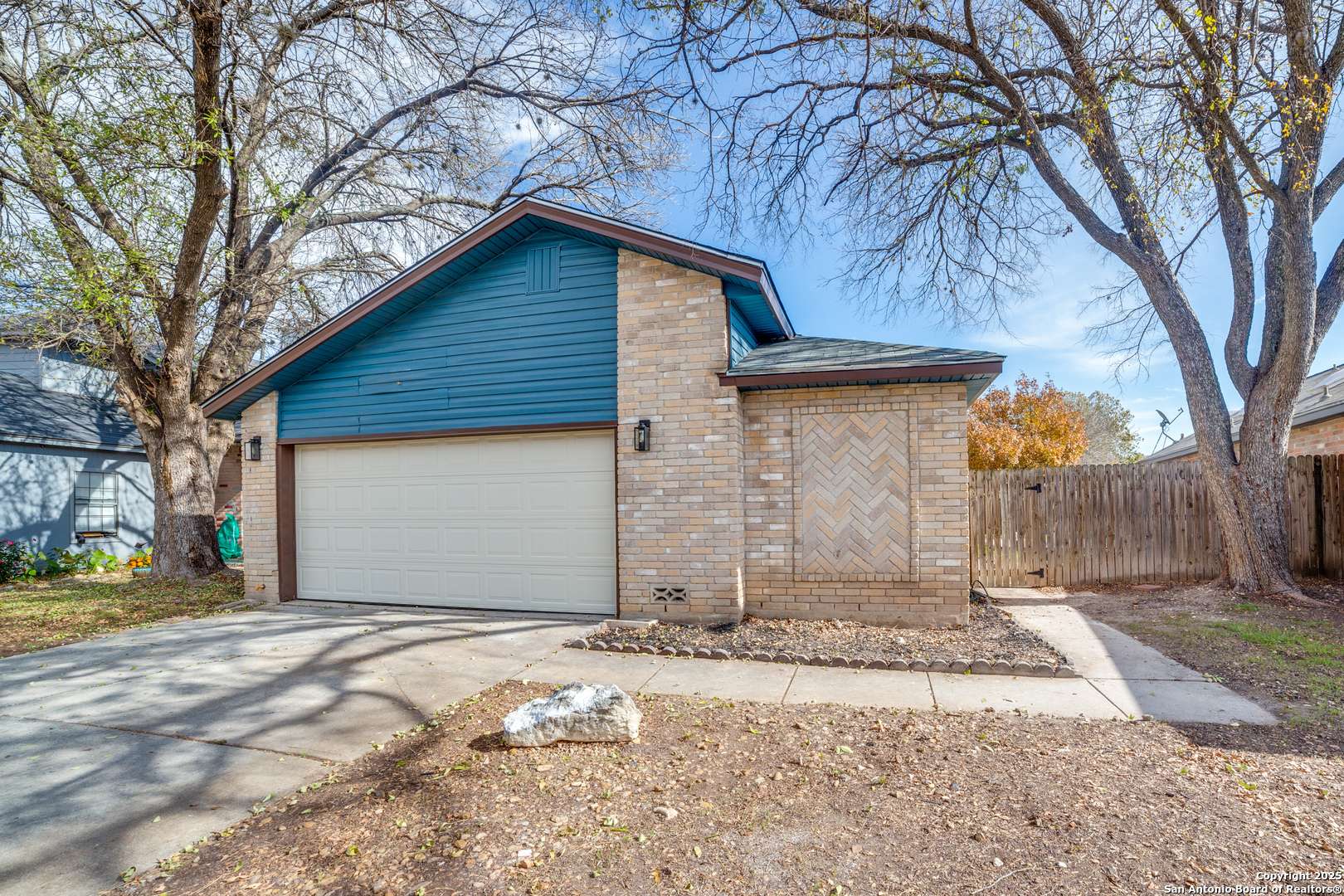 San Antonio, TX 78251-1837,8533 WOOD ARBOR
