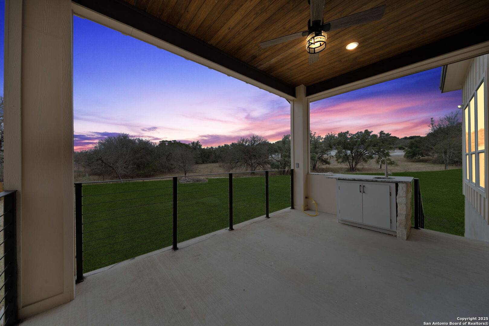 Castroville, TX 78009,105 River Bluff