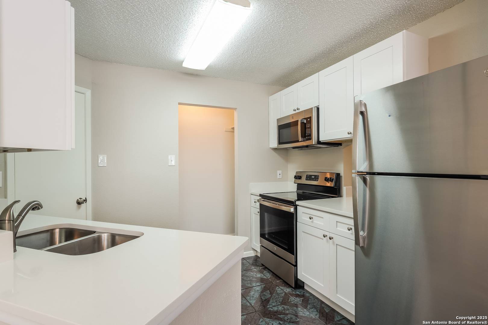 San Antonio, TX 78245,2875 Ash Field Dr