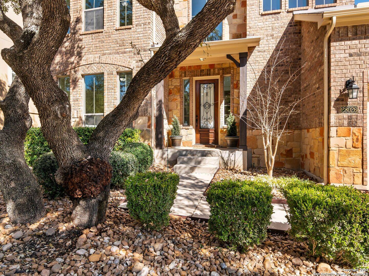 Boerne, TX 78015-4866,28026 VINE CLIFF
