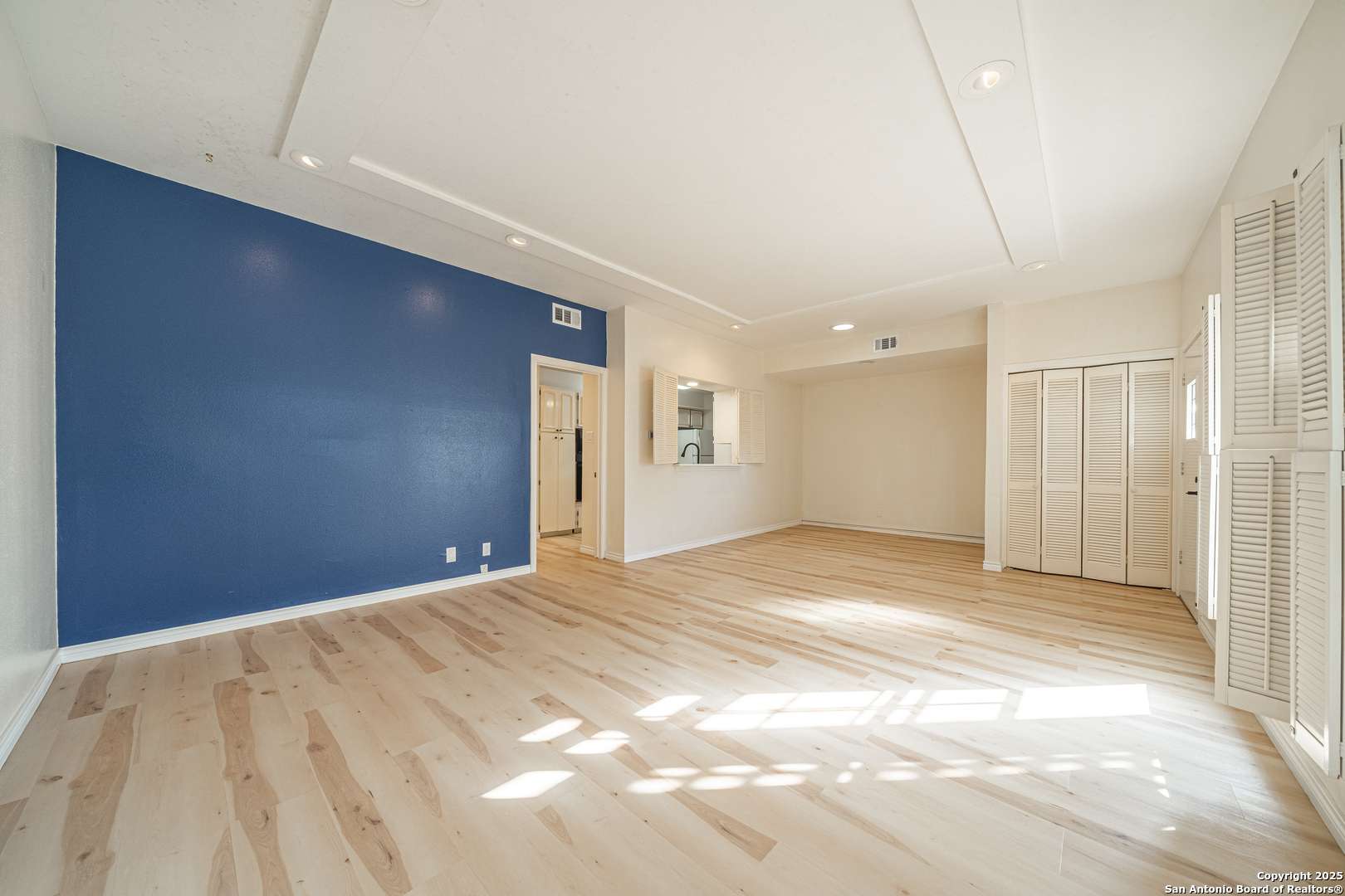 San Antonio, TX 78209-3259,7731 BROADWAY UNIT A8