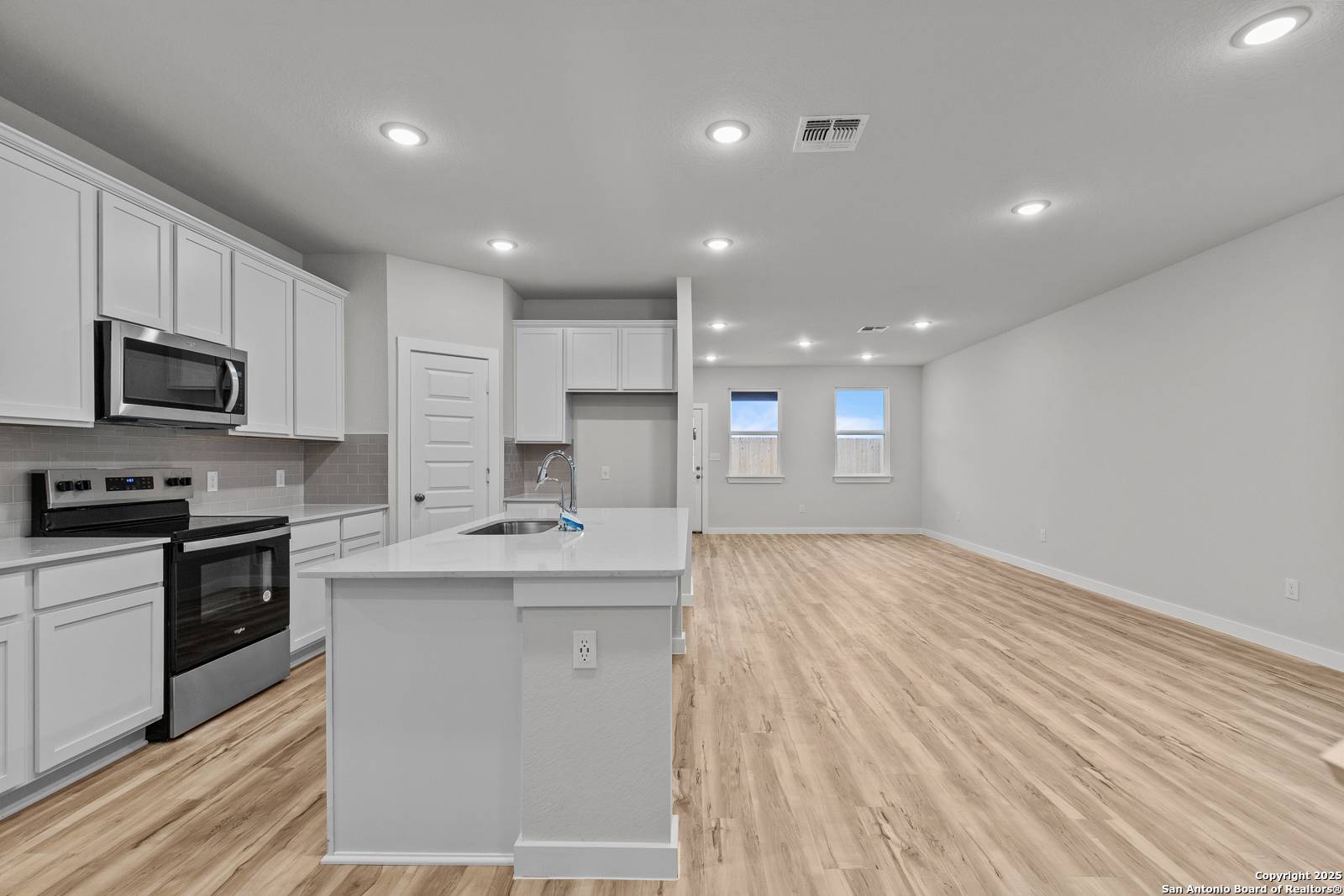 Seguin, TX 78155,2525 Solon Lane