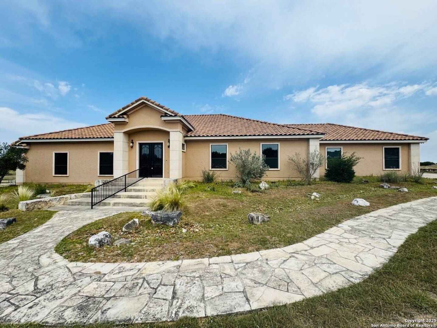 Bandera, TX 78003-4970,443 BRIDLEGATE BLVD
