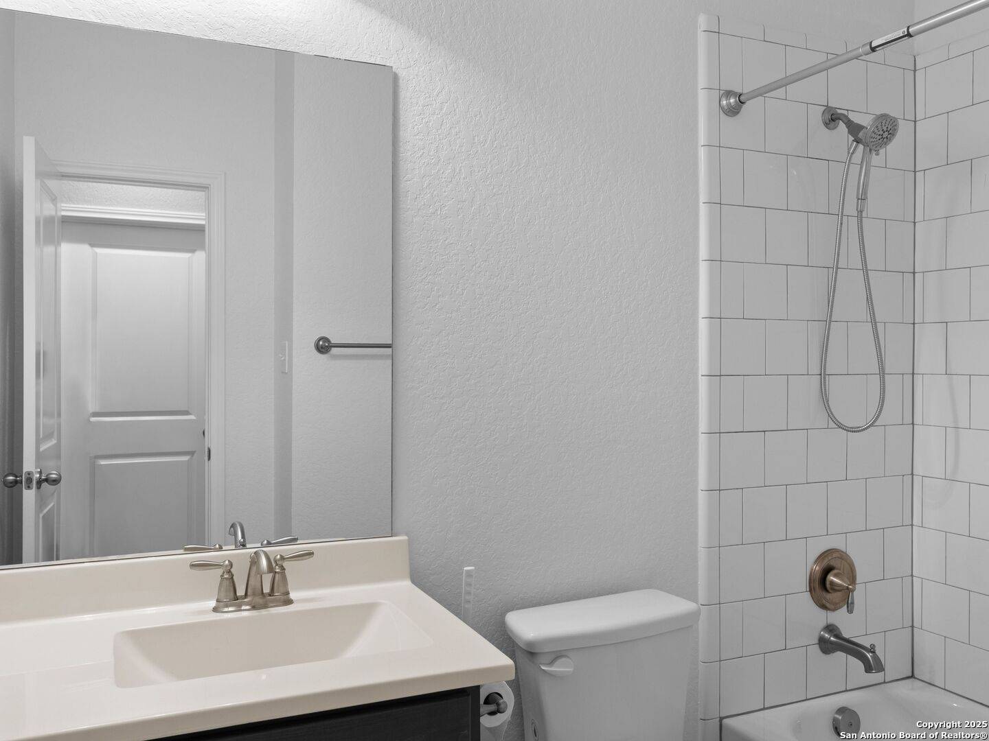 Boerne, TX 78006,115 Boulder Creek