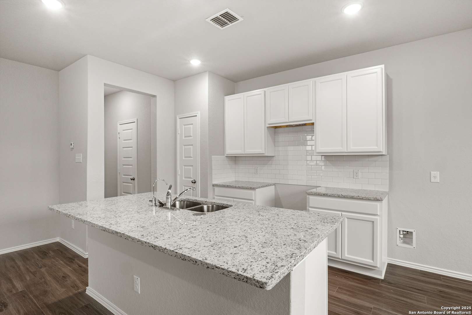 San Antonio, TX 78211,3934 Somerset Shade