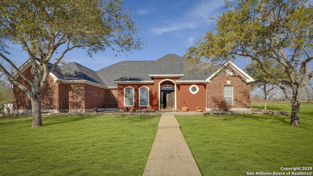 Adkins, TX 78101-2708,1007 BLUEBONNET LN