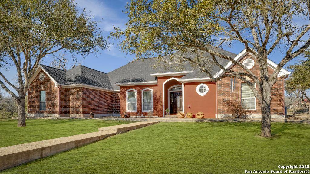 Adkins, TX 78101-2708,1007 BLUEBONNET LN