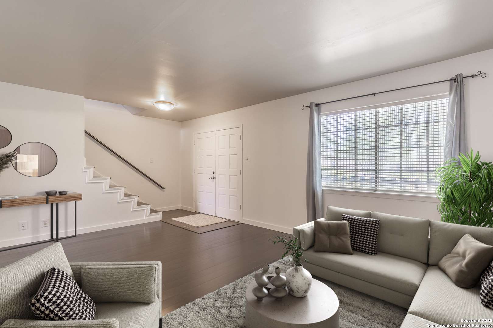 San Antonio, TX 78239-1512,6746 CROWN RDG