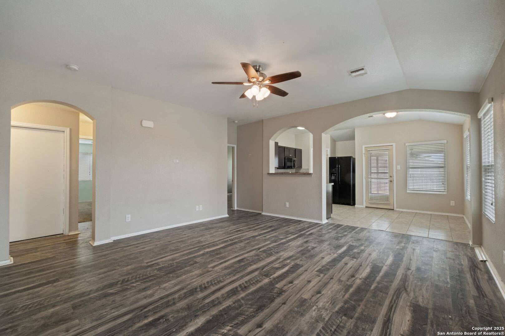 Seguin, TX 78155-5310,1440 DONCASTER DR