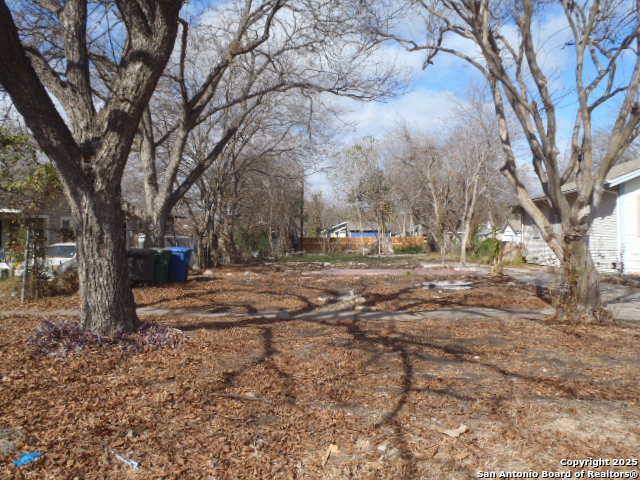 San Antonio, TX 78210-3526,817 HIGHLAND BLVD