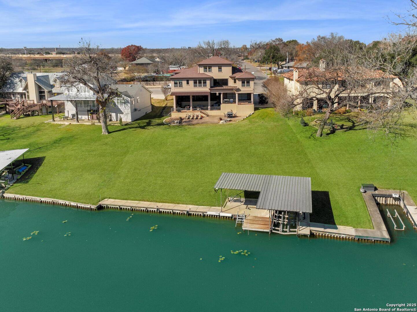 New Braunfels, TX 78130-3841,380 RIO DR