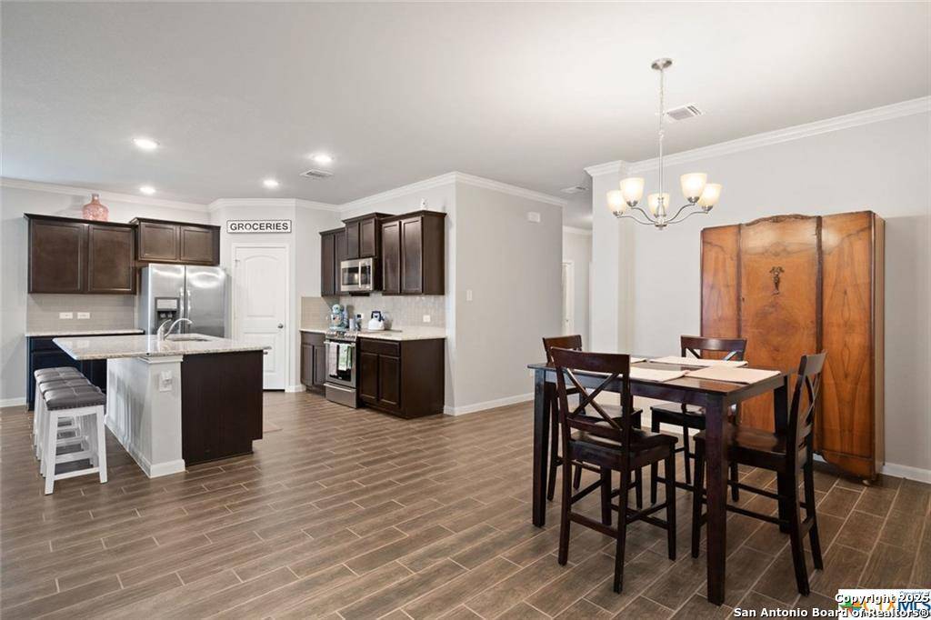 New Braunfels, TX 78130,913 Cypress Ml