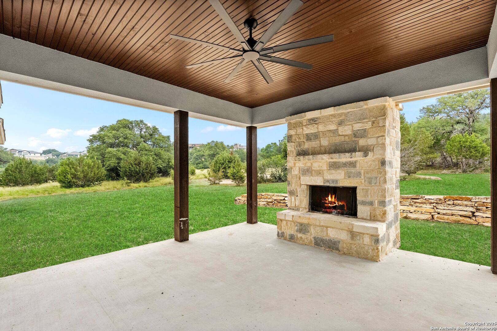 Spring Branch, TX 78070,120 MYSTIC SHORES BLVD