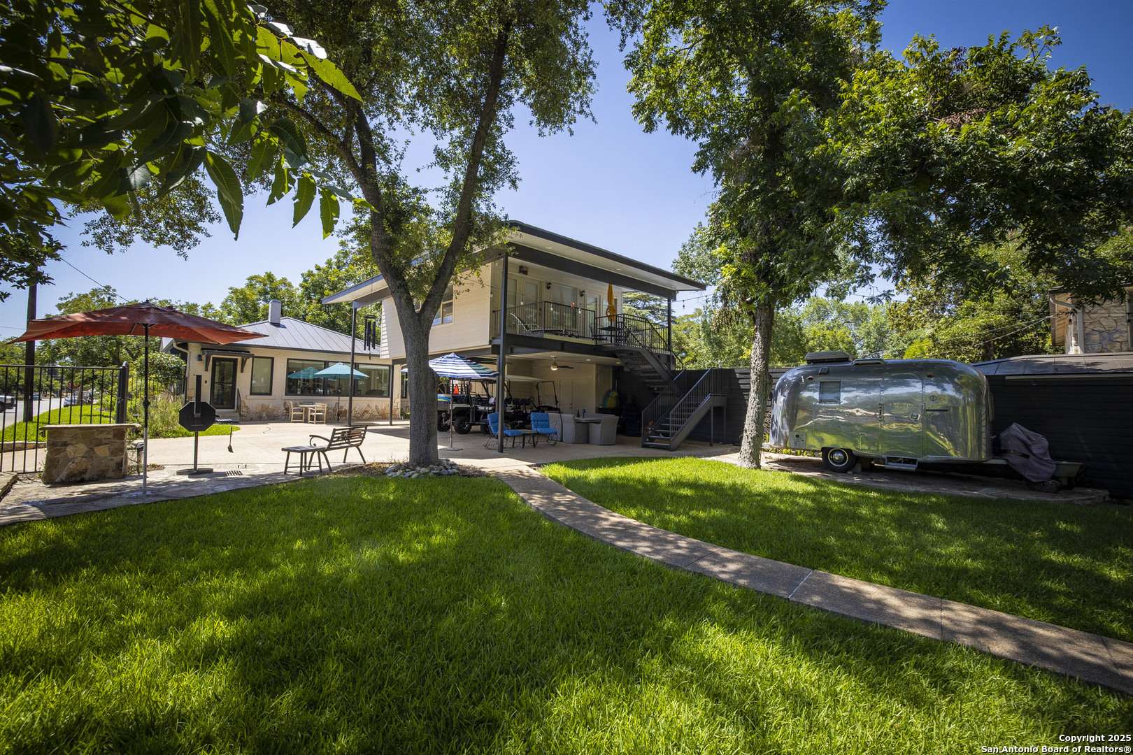 New Braunfels, TX 78130-4932,104 EDGEWATER TER