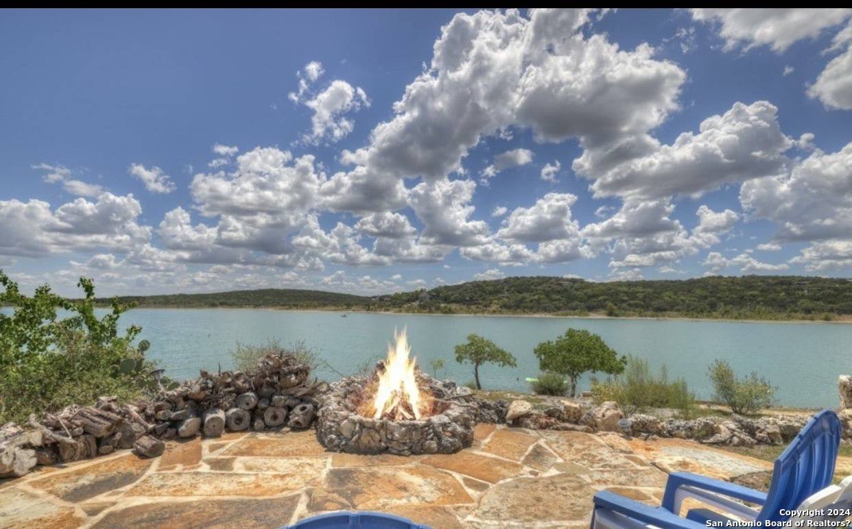 Canyon Lake, TX 78133,2146 canyon lake