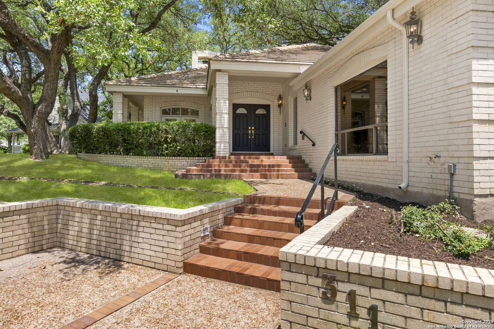 San Antonio, TX 78216-6309,311 Ridge Bluff