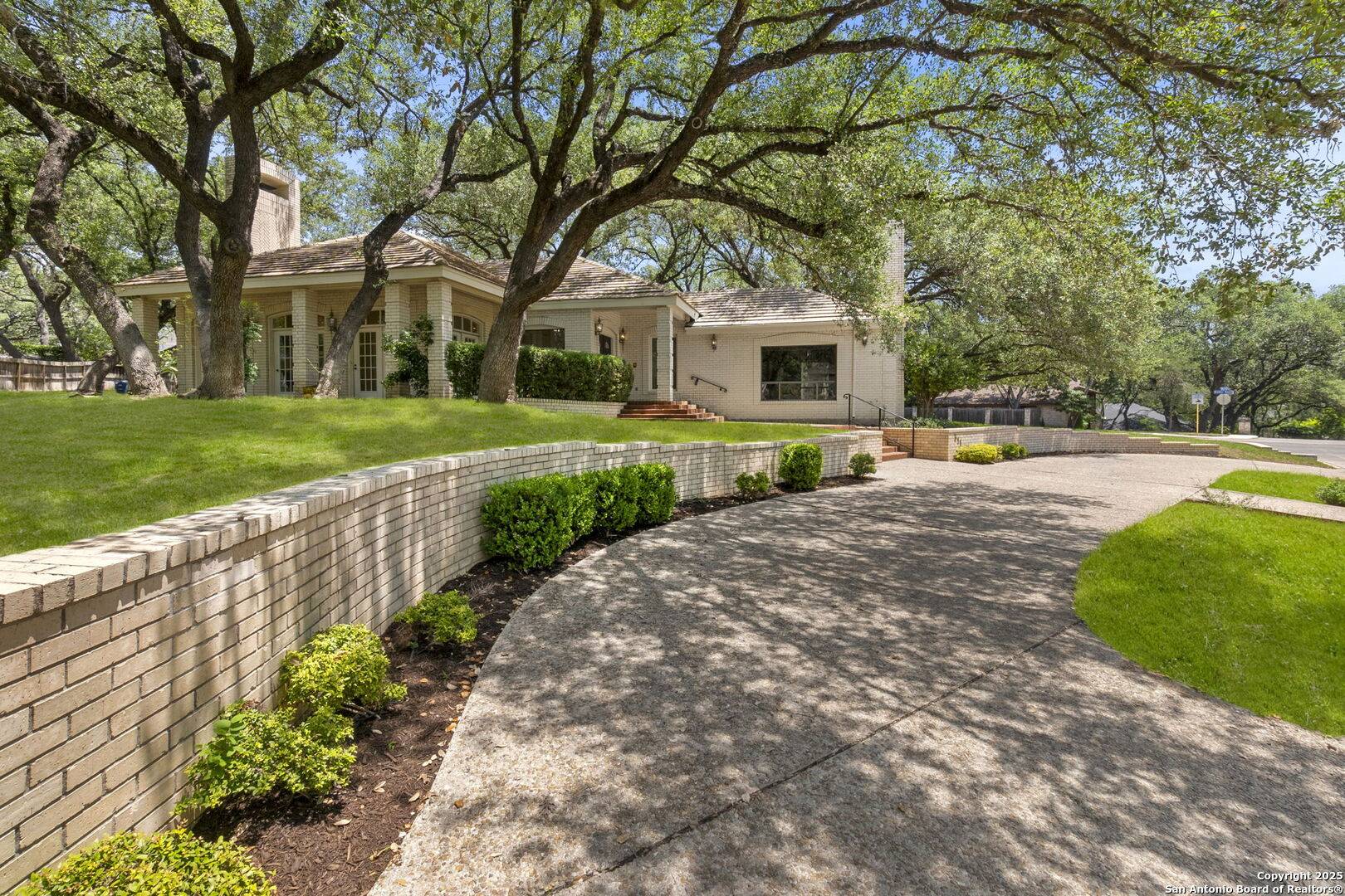 San Antonio, TX 78216-6309,311 Ridge Bluff