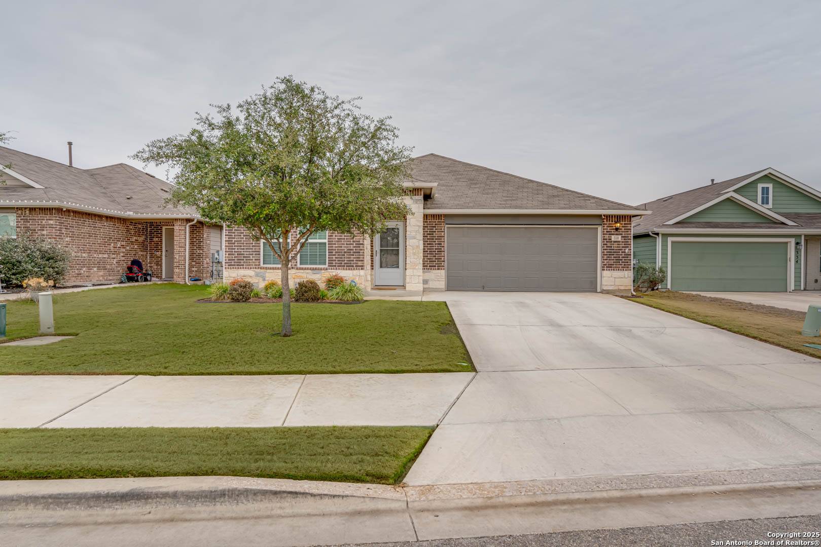 New Braunfels, TX 78130-5571,338 KOWALD LN