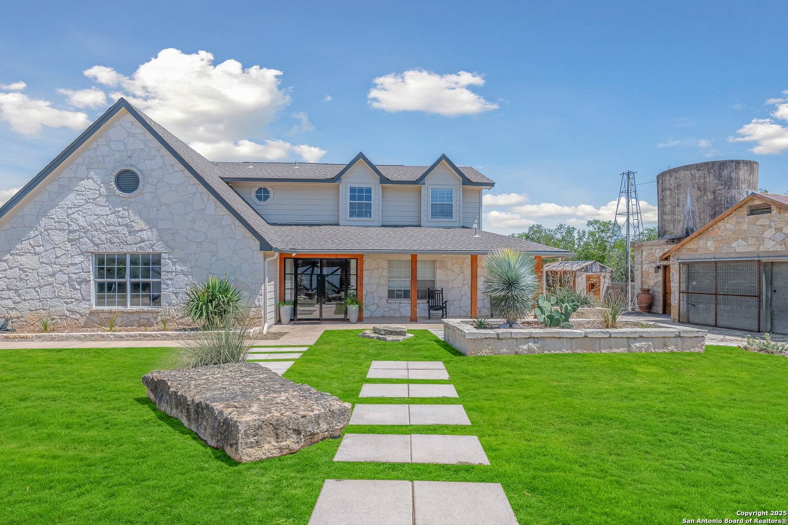 Comfort, TX 78013,6 US HIGHWAY 87