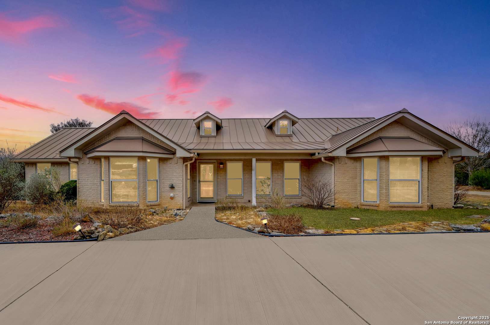 Kerrville, TX 78028,315 Greenleaf Dr