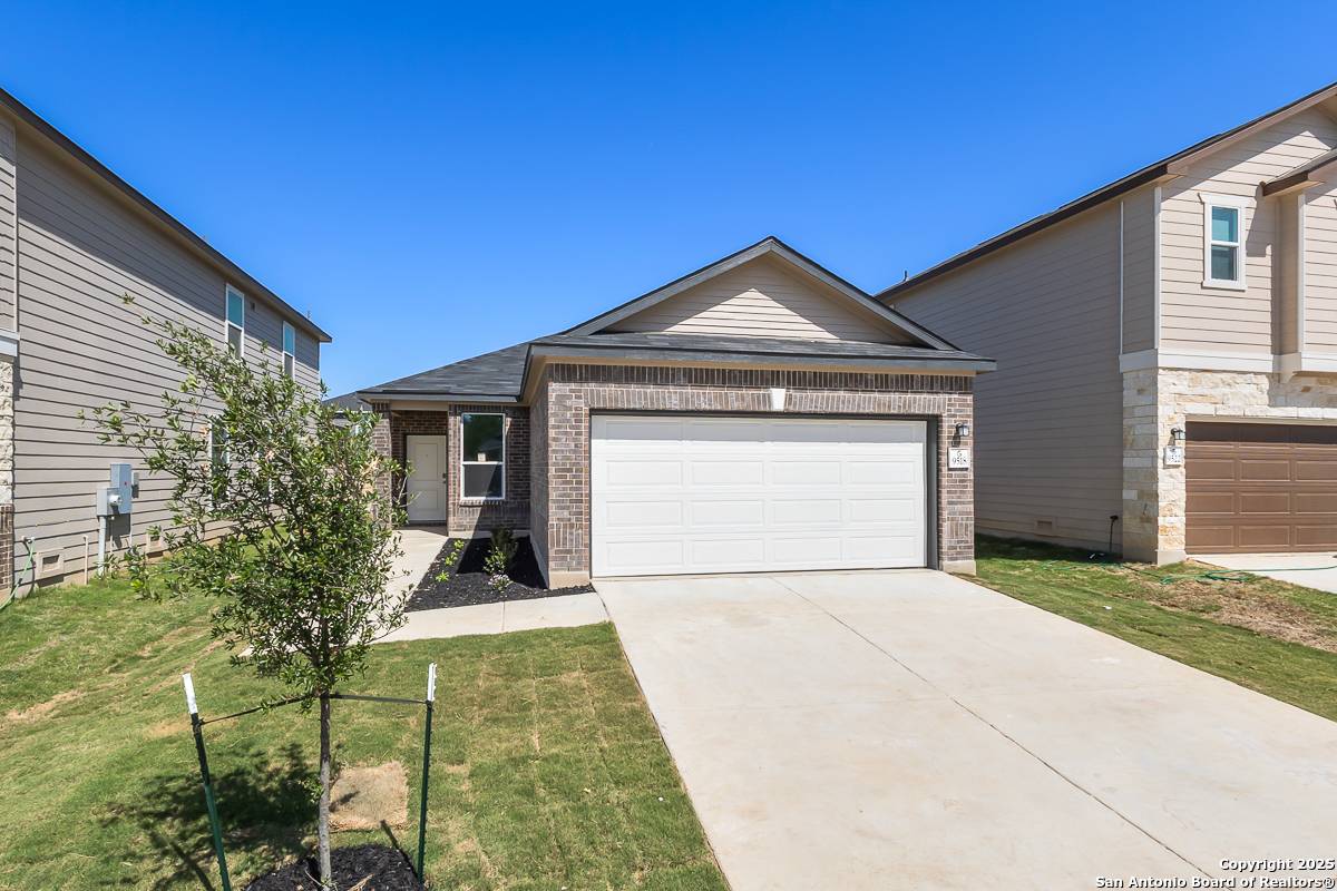 San Antonio, TX 78221,9518 Hinterlands Dr