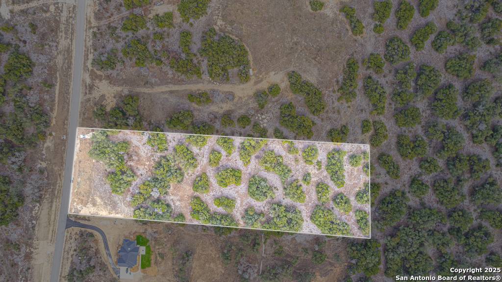 Bulverde, TX 78163,977 EARLE OAK AVE