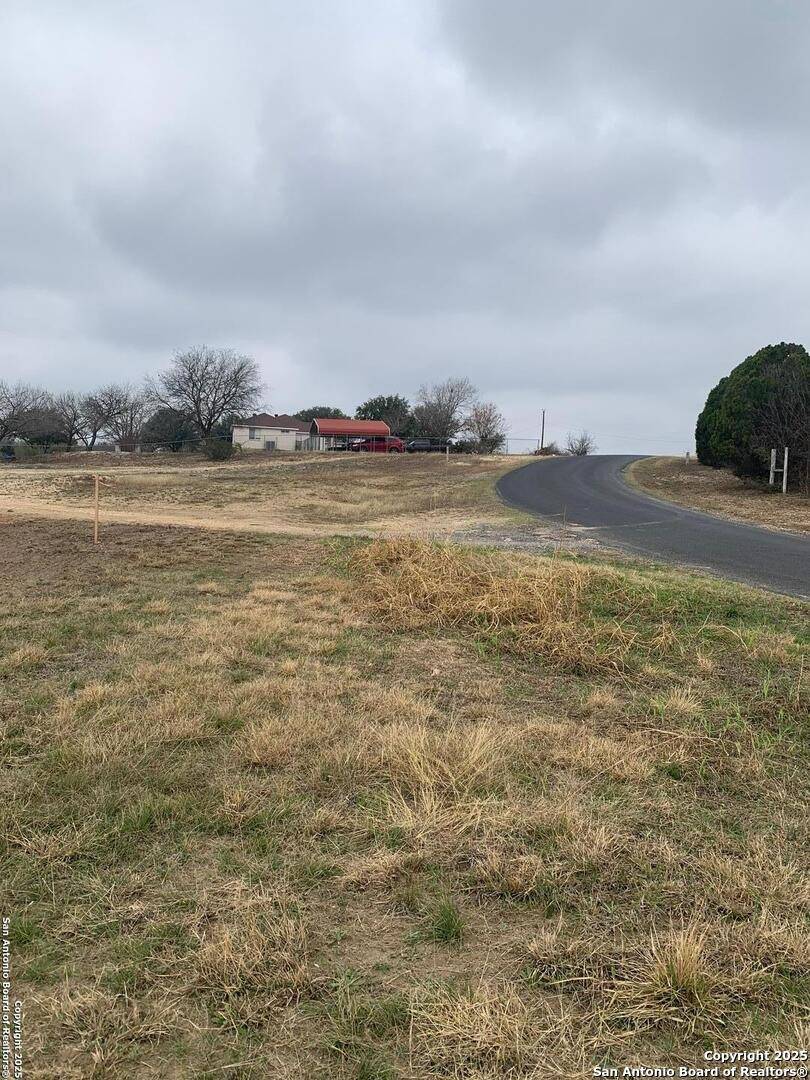 Castroville, TX 78009-2101,226 COUNTY ROAD 572