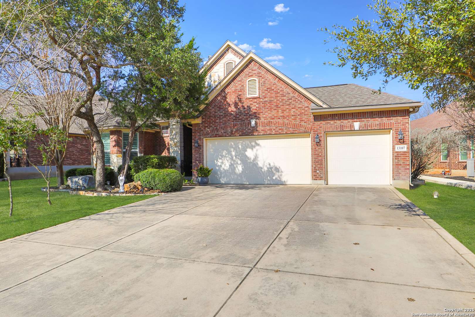 Helotes, TX 78023,13107 Windmill Trace