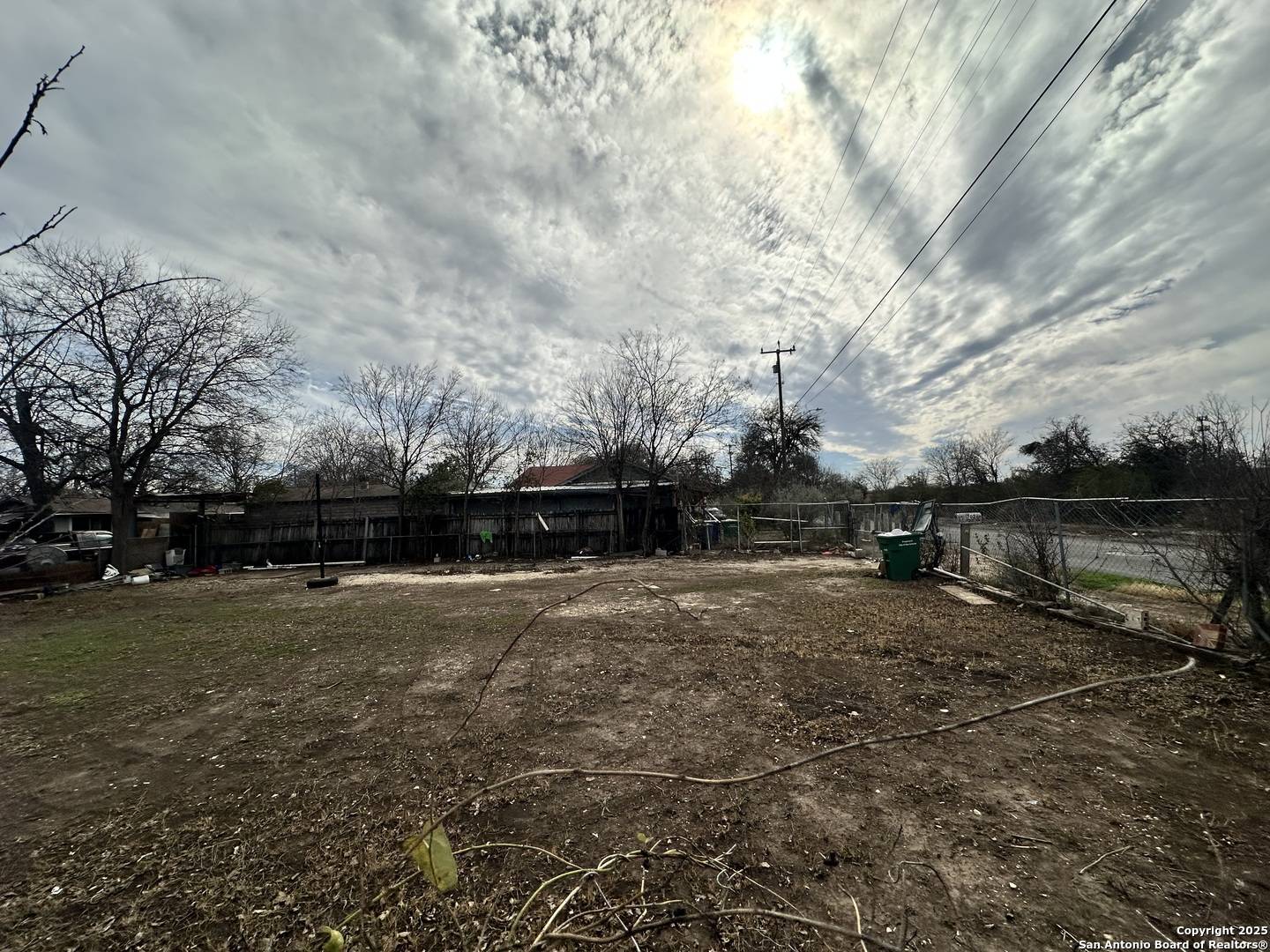 San Antonio, TX 78207,1702 Navidad