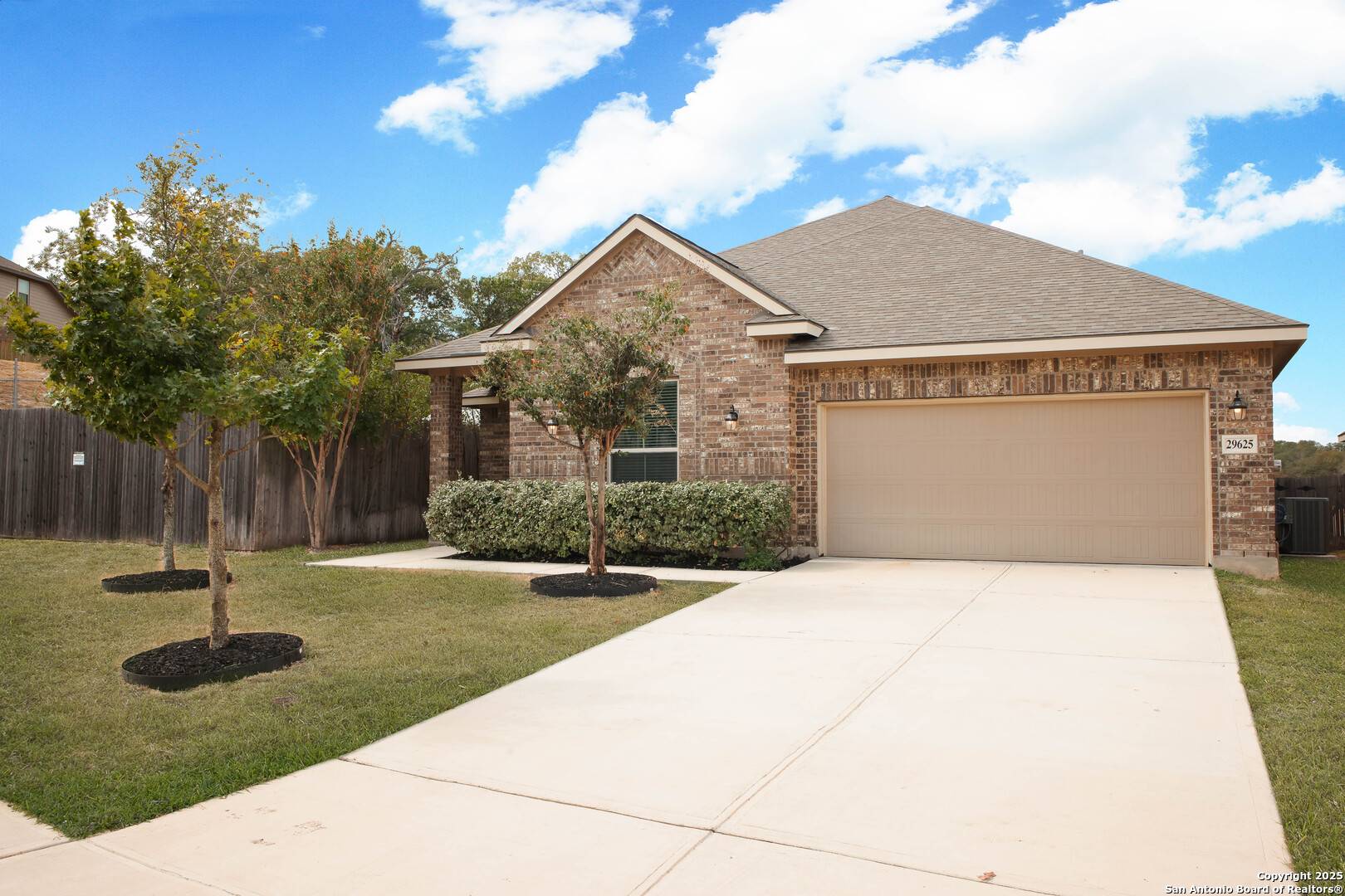Boerne, TX 78015-5104,29625 Elkhorn Rdg