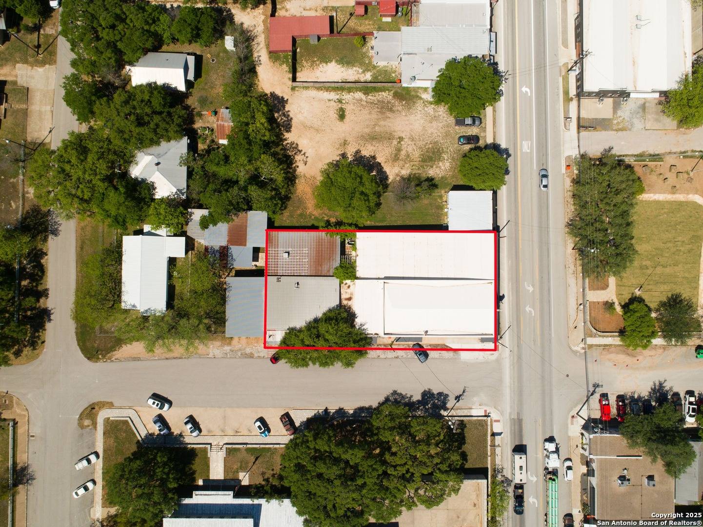 Johnson City, TX 78636,112 Main St