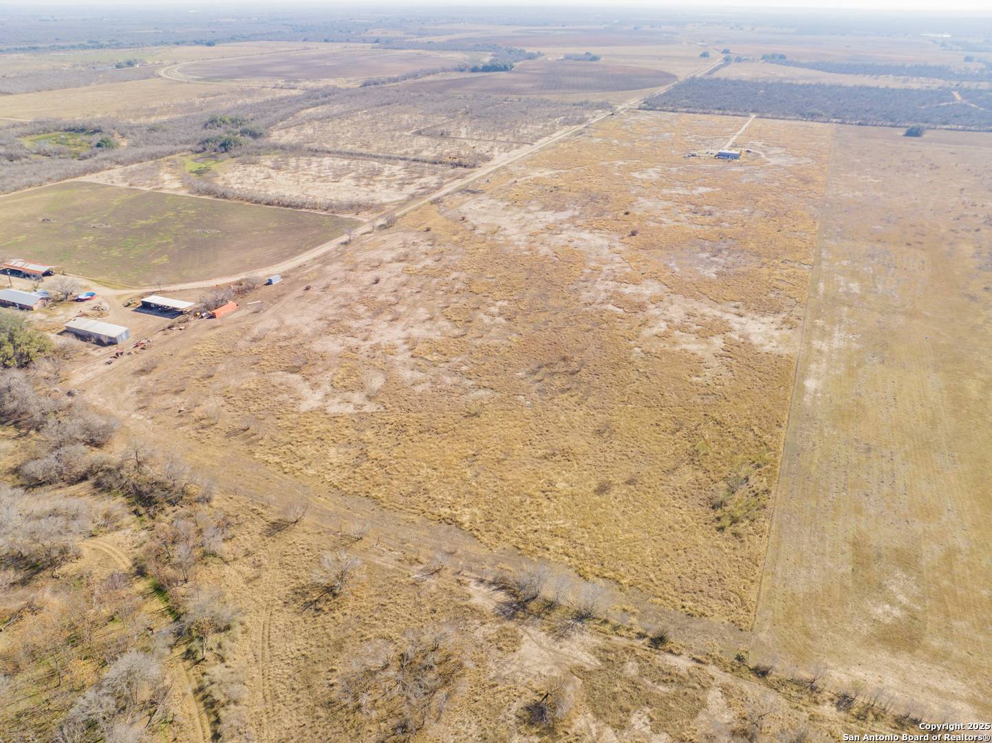 Yancey, TX 78886,6915 FM 2200