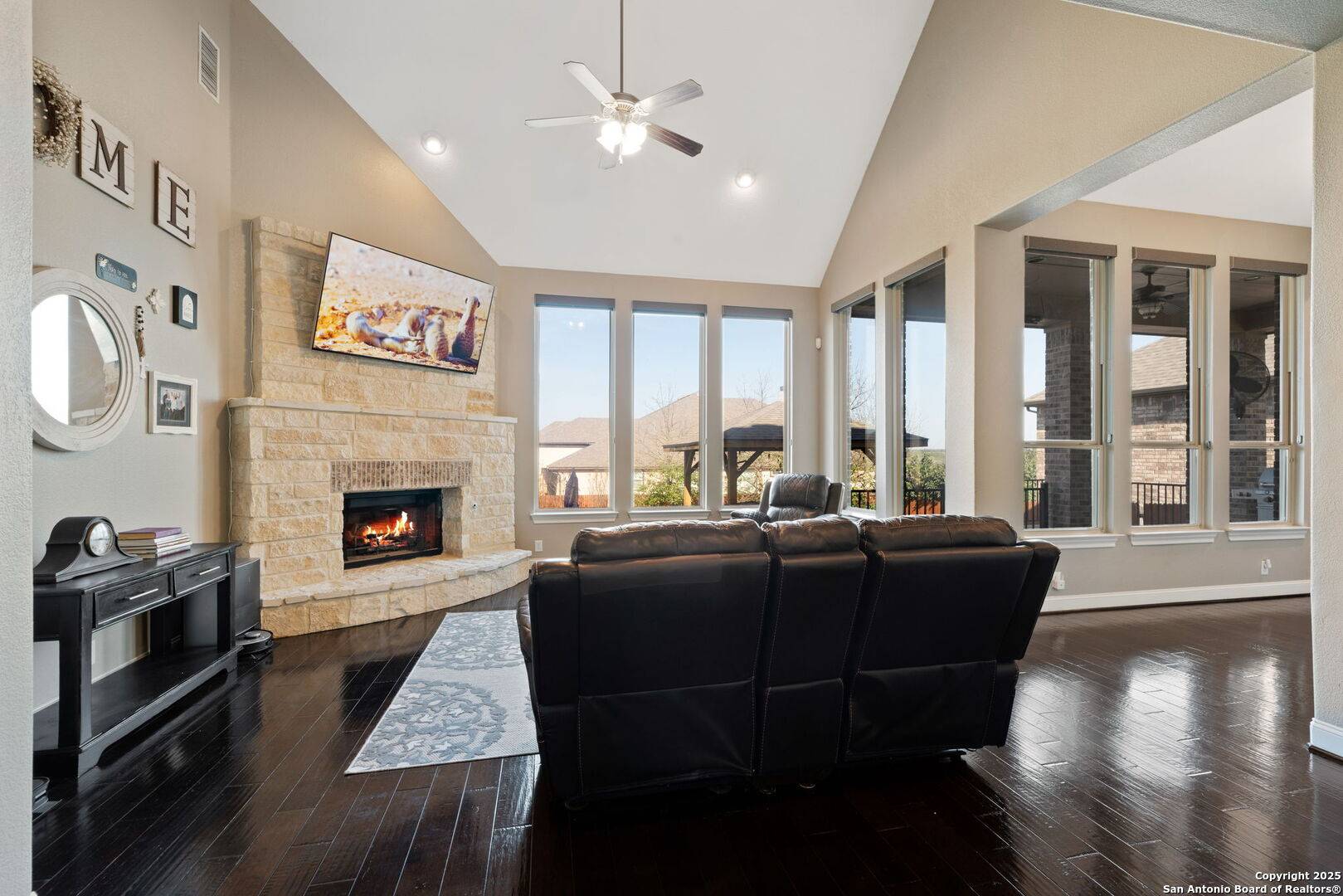 Boerne, TX 78006-9450,29103 PORCH SWING