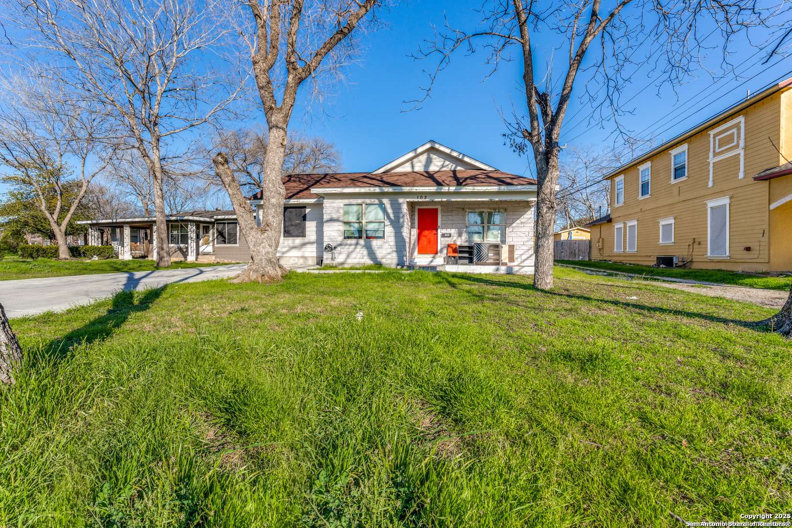 San Antonio, TX 78213,102 Wonder Pkwy