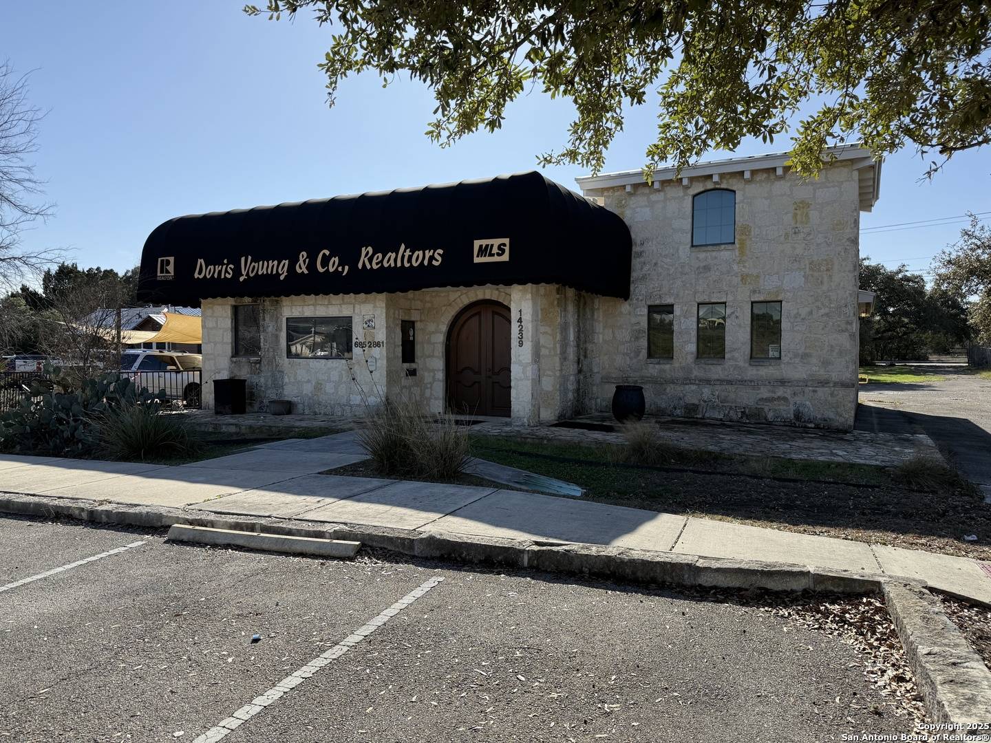 Helotes, TX 78023,14239 Old Bandera