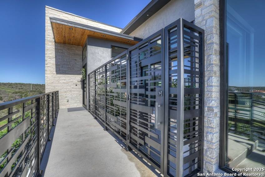 New Braunfels, TX 78132-1885,1728 CHARDONNAY