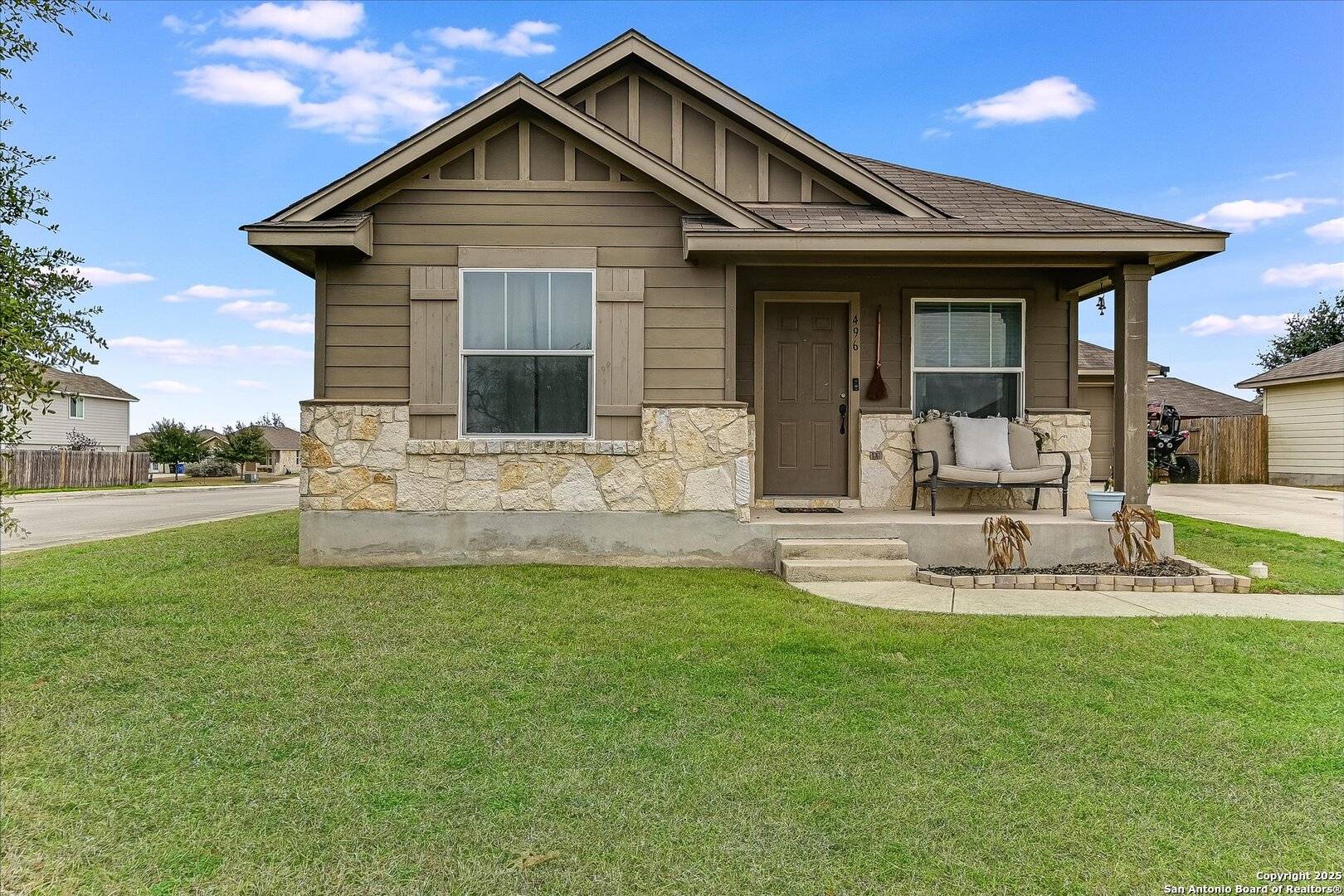 New Braunfels, TX 78130-2777,496 MAGNOLIA WIND