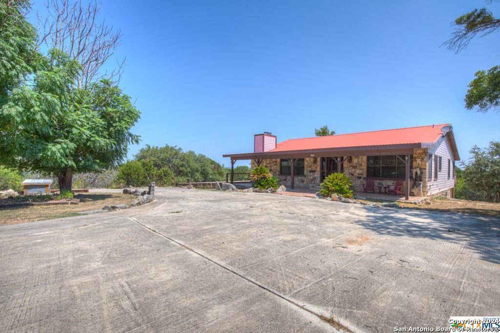 Canyon Lake, TX 78133,1720 WHISPERING HILL