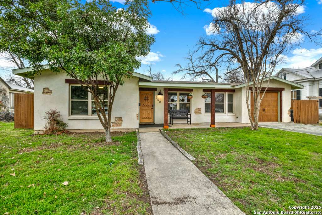 New Braunfels, TX 78130-5543,902 MILL ST