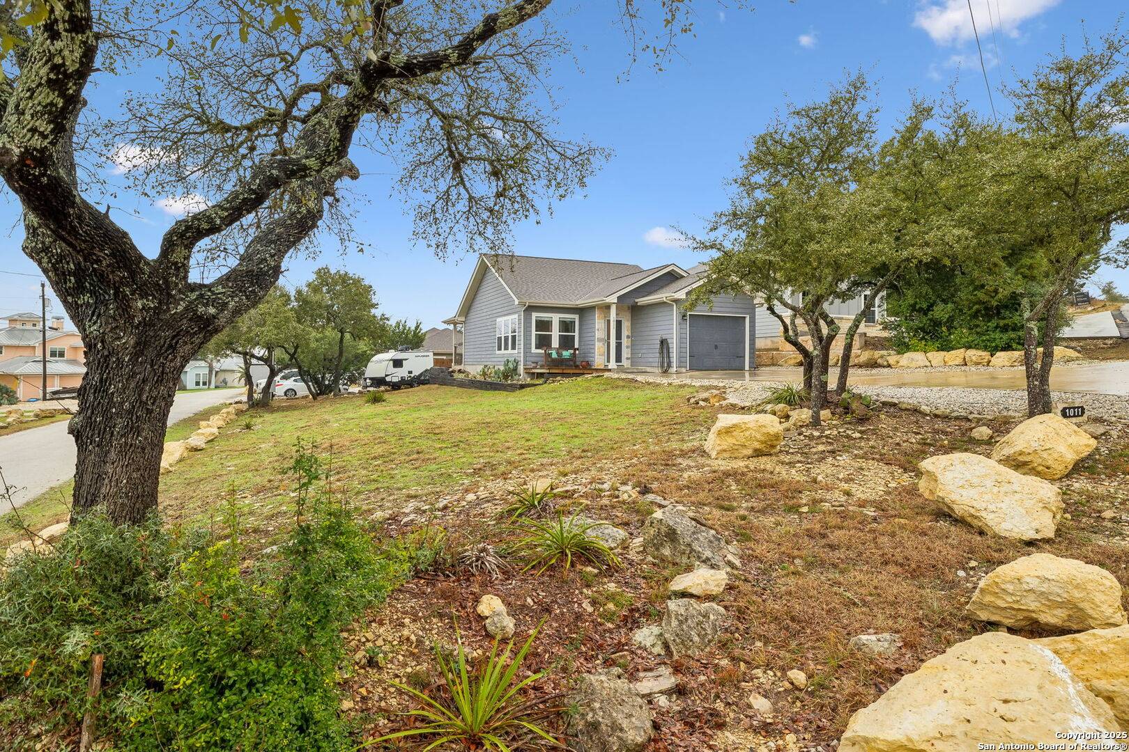 Canyon Lake, TX 78133-2824,1011 Alta Vista Ln