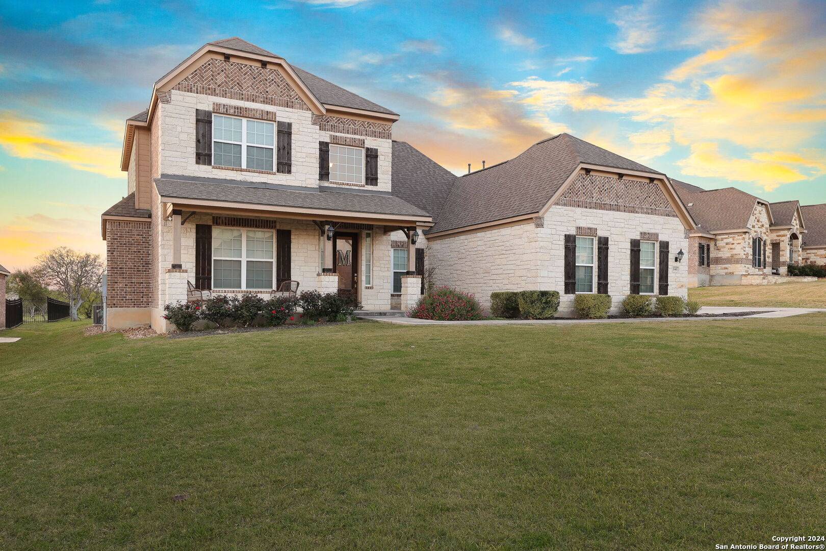 Castroville, TX 78009-3452,242 SITTRE DR