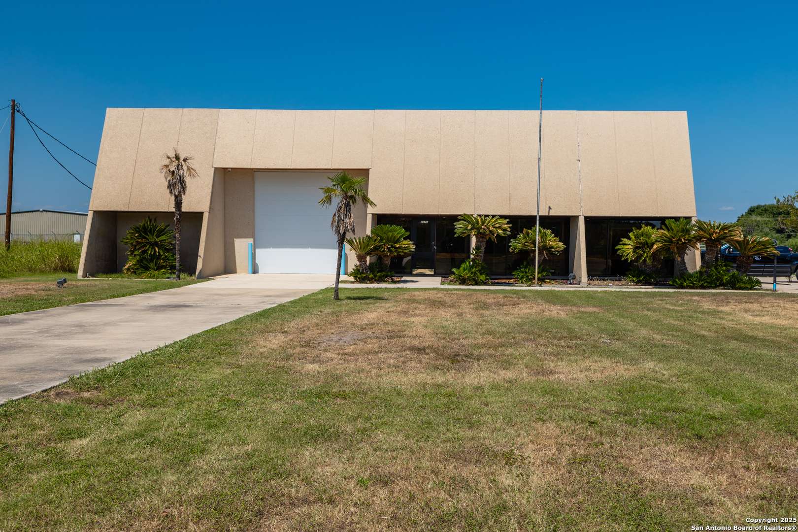 Poteet, TX 78065,8276 SH 16