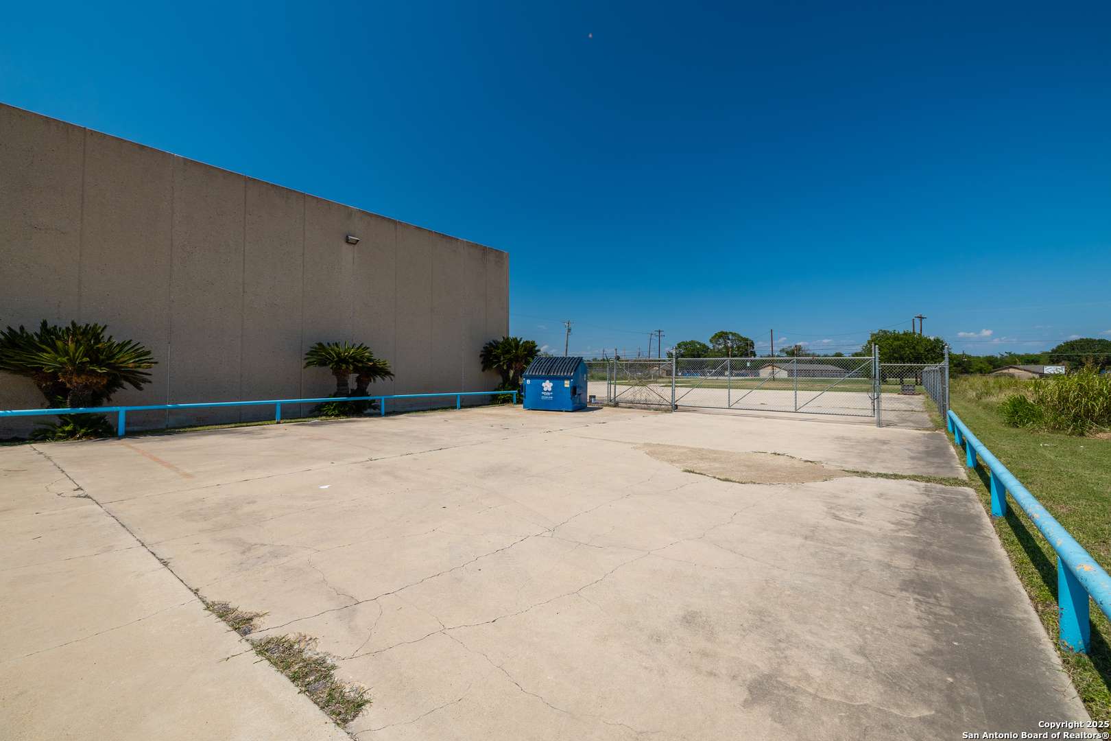 Poteet, TX 78065,8276 SH 16