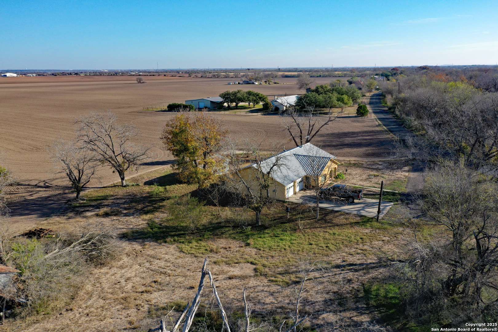 Castroville, TX 78039,908 COUNTY ROAD 5711